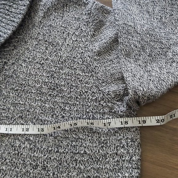 RW&CO. Gray Shawl-Collared Sweater for Men - Picture 9 of 11